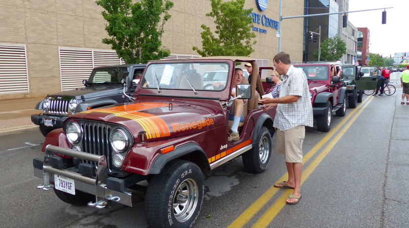 Illustration for article titled Bask In The Explosion Of Jeepness At The Toledo Jeep Festival
